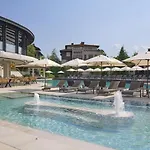 Marina Trio Апартамент *