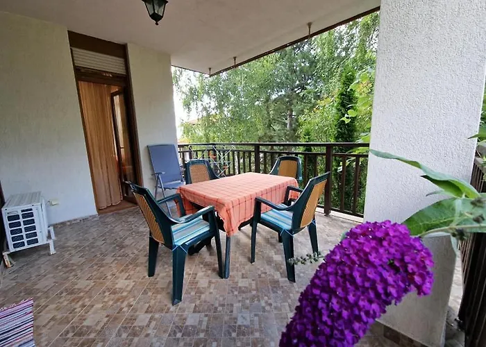 Marina Trio Apartament *