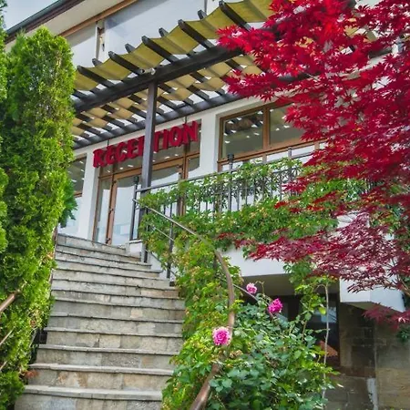 Marina Trio Apartment *